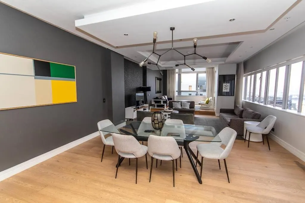 2202 Pullman Three Bedroom Luxury Penthouse Apartment Cape Town