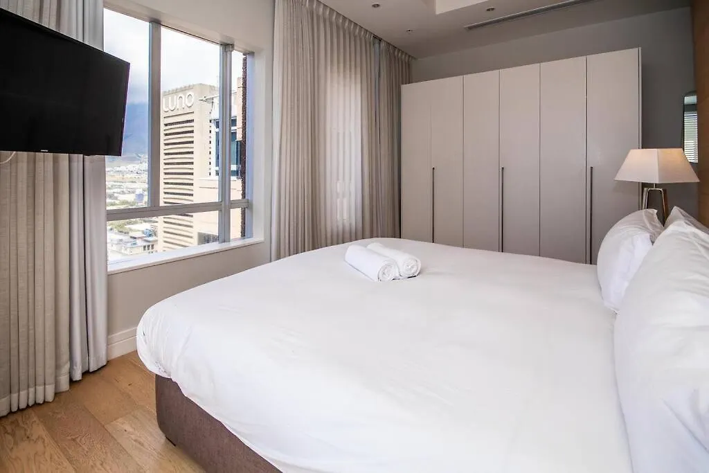 2202 Pullman Three Bedroom Luxury Penthouse Apartment Cape Town