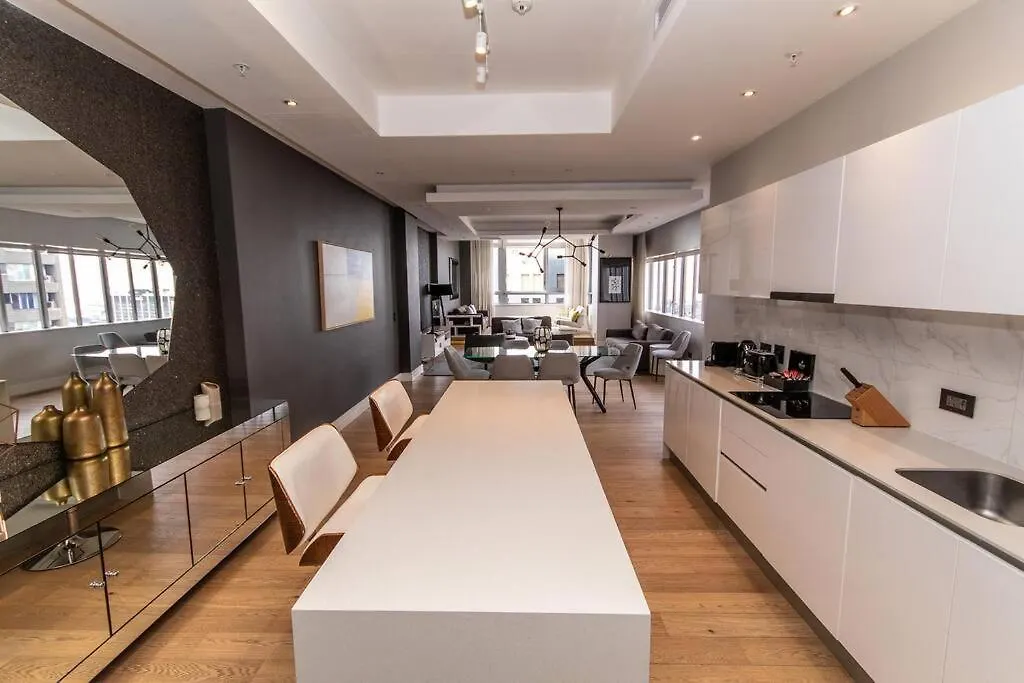 2202 Pullman Three Bedroom Luxury Penthouse Apartment Cape Town