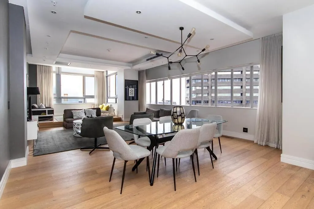2202 Pullman Three Bedroom Luxury Penthouse Apartment Cape Town