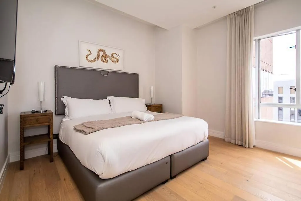 2202 Pullman Three Bedroom Luxury Penthouse Apartment Cape Town