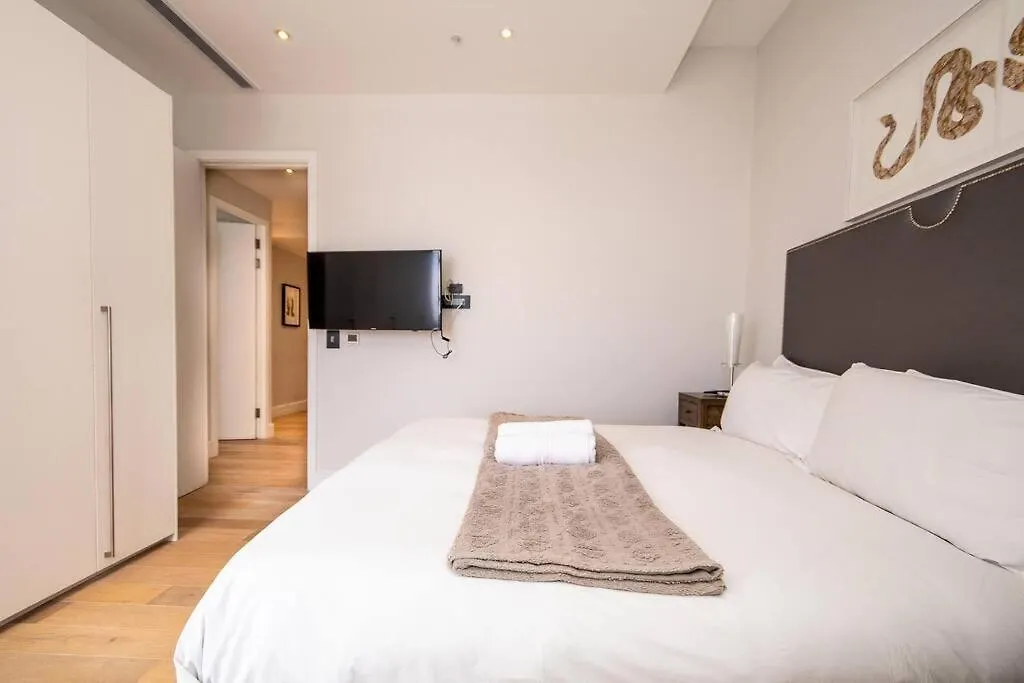 2202 Pullman Three Bedroom Luxury Penthouse Apartment Cape Town 0*,  South Africa